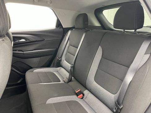Used 2024 Chevrolet TrailBlazer LS w/ LS Convenience Package FWD image 35