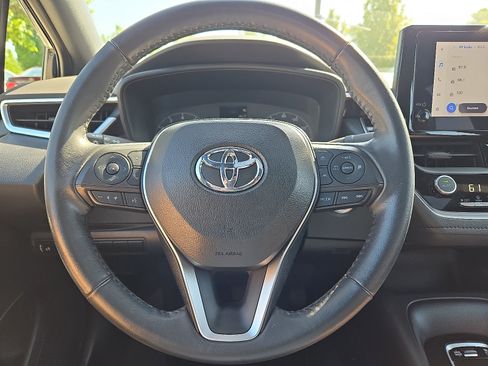 Used 2023 Toyota Corolla SE w/ SE Premium Package FWD image 19