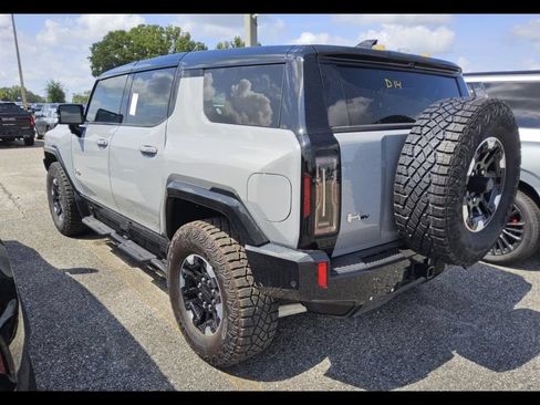 Used 2024 GMC Hummer EV 3X w/ Extreme Off-Road Package AWD/4WD image 4