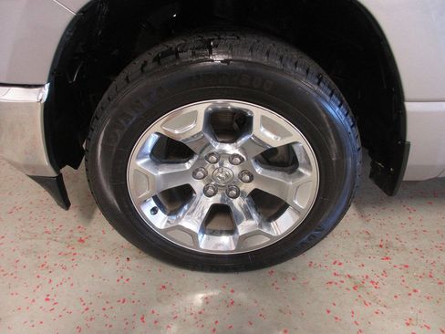Used 2019 RAM 1500 Big Horn image 17