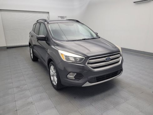 Used 2018 Ford Escape SE w/ SE Sync 3 Package FWD image 13