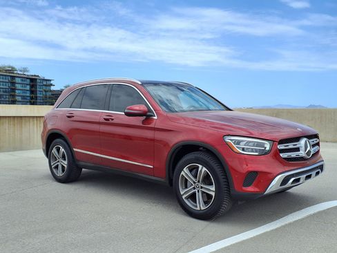 Used 2021 Mercedes-Benz GLC 300 4MATIC image 8
