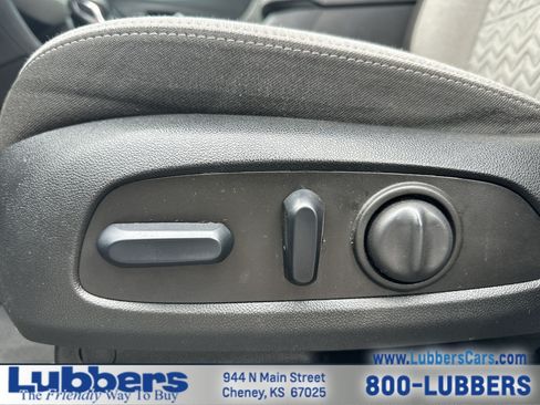 Used 2024 Chevrolet Equinox LS w/ LS Convenience Package FWD image 12
