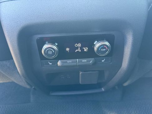 Used 2024 GMC Acadia Denali image 33