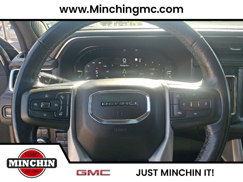 Used 2022 GMC Yukon XL Denali w/ Denali Premium Package AWD/4WD image 21