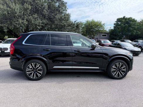 Certified 2023 Volvo XC90 T8 Plus AWD/4WD image 7