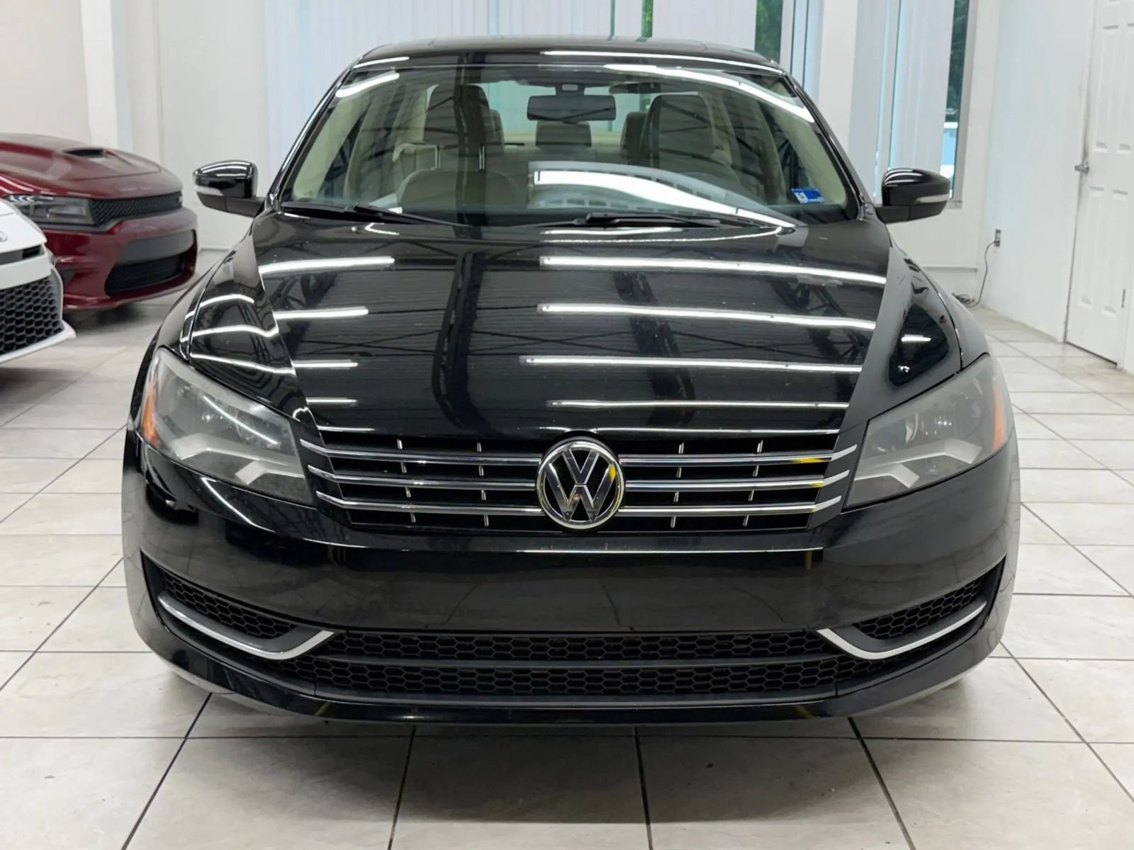 Used 2013 Volkswagen Passat TDI SE FWD image 2