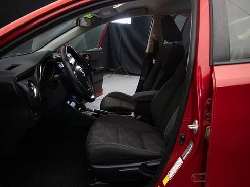 Used 2018 Toyota Corolla iM w/ All-Weather Mat Package image 24