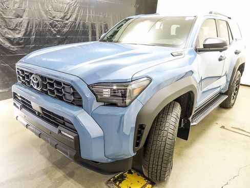 New 2025 Toyota 4Runner TRD Off-Road Premium image 4