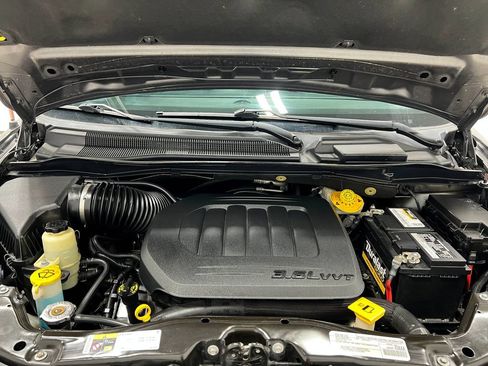Used 2019 Dodge Grand Caravan GT FWD image 27