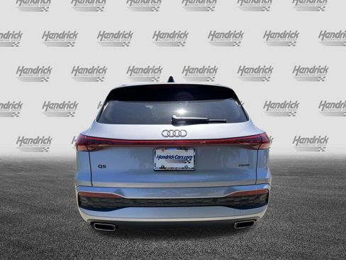 Certified 2025 Audi Q5 Premium w/ Convenience Package AWD/4WD image 8