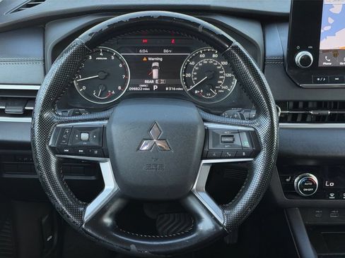 Used 2022 Mitsubishi Outlander SE FWD image 22