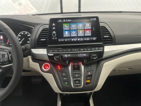 Used 2026 Honda Odyssey EX-L image 32