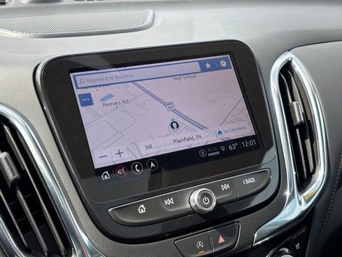 Used 2023 Chevrolet Equinox Premier AWD/4WD image 34