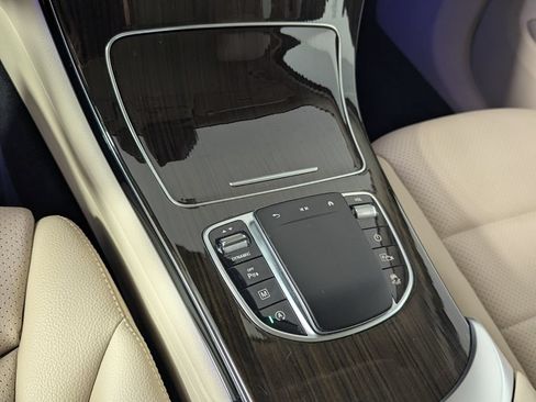 Used 2021 Mercedes-Benz GLC 300 4MATIC image 22