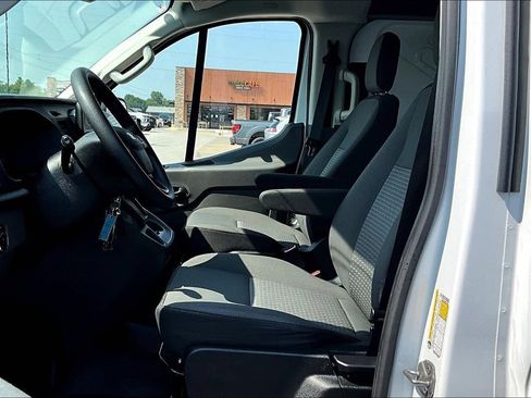 Used 2024 Ford Transit 250 Low Roof AWD image 26