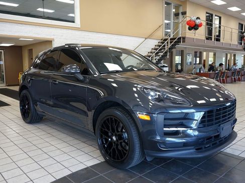 Used 2019 Porsche Macan AWD/4WD image 18