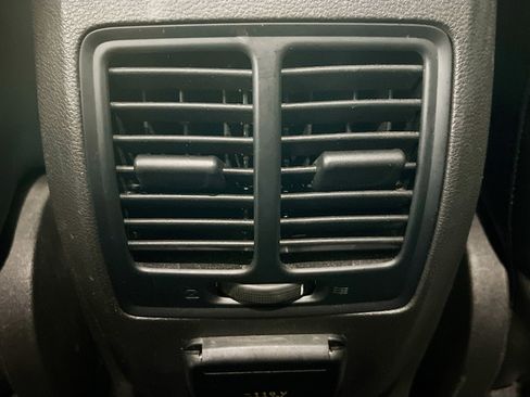 Used 2017 Ford Escape Titanium image 18