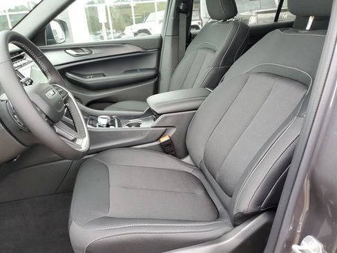 New 2025 Jeep Grand Cherokee L Laredo w/ Luxury Tech Group I image 15