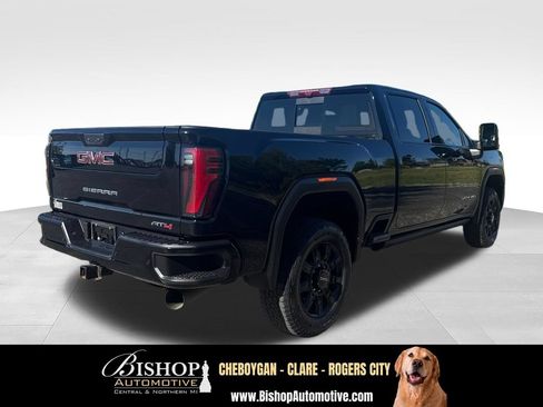 Used 2024 GMC Sierra 2500 AT4 w/ AT4 Premium Plus Package AWD/4WD image 12
