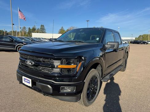 New 2025 Ford F150 XLT w/ Equipment Group 302A MID image 9