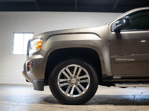 Used 2016 GMC Canyon SLT w/ Driver Alert Package AWD/4WD image 11