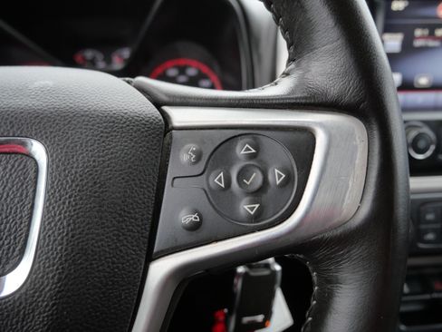 Used 2015 GMC Canyon SLT w/ Driver Alert Package image 28