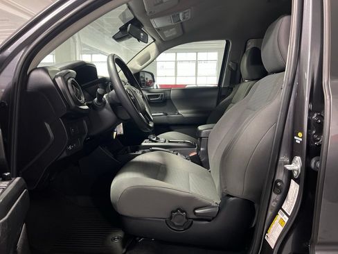 Certified 2022 Toyota Tacoma SR w/ SR Convenience Package RWD image 10