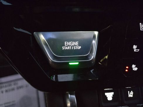 Used 2024 GMC Sierra 3500 Denali Ultimate image 20