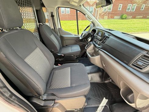 Used 2024 Ford Transit 250 Low Roof AWD w/ Exterior Upgrade Package image 15