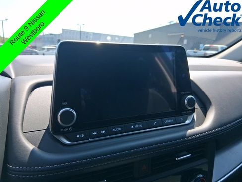 Used 2026 Nissan Rogue SV AWD/4WD image 21