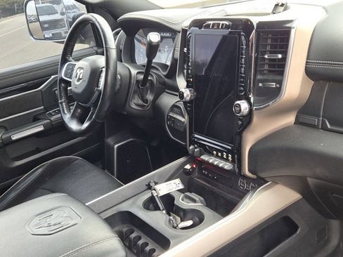 Used 2019 RAM 2500 Laramie image 9