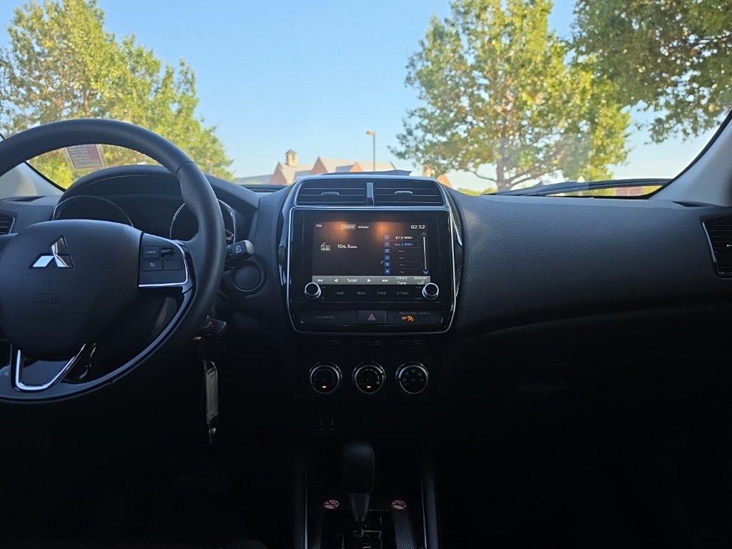 Used 2026 Mitsubishi Outlander Sport LE AWD/4WD image 25