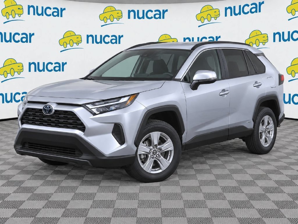 Certified 2025 Toyota RAV4 XLE AWD/4WD image 2