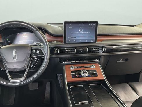 Used 2023 Lincoln Aviator Reserve w/ Equipment Group 201A image 22
