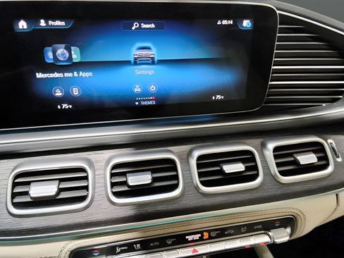 Used 2022 Mercedes-Benz GLE 350 4MATIC image 26