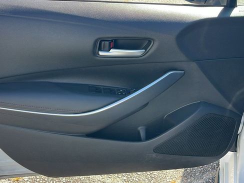 Used 2023 Toyota Corolla SE image 16