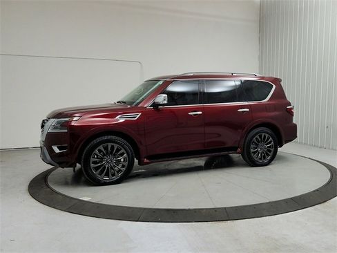 Used 2024 Nissan Armada Platinum w/ Captain's Chairs Package image 3