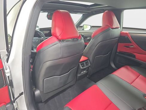 Used 2025 Lexus ES 350 F Sport FWD image 12