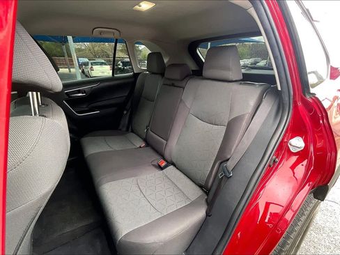 Used 2023 Toyota RAV4 XLE image 20