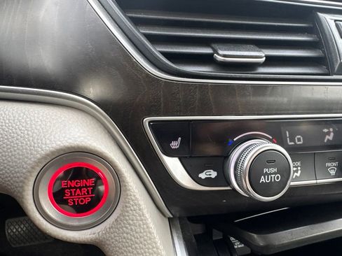 Certified 2020 Honda Accord EX-L image 33