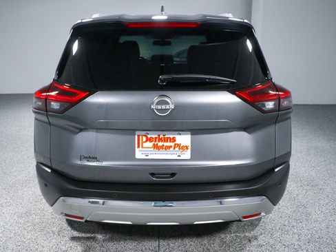 Used 2023 Nissan Rogue Platinum w/ Platinum Premium Package image 8