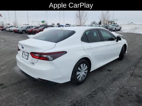 Used 2022 Toyota Camry LE image 8