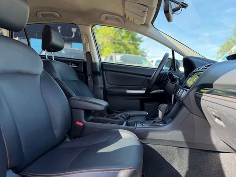 Used 2017 Subaru Crosstrek 2.0i Limited w/ Popular Package #2 AWD/4WD image 9