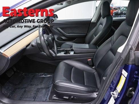 Used 2019 Tesla Model 3 Standard Range RWD image 13