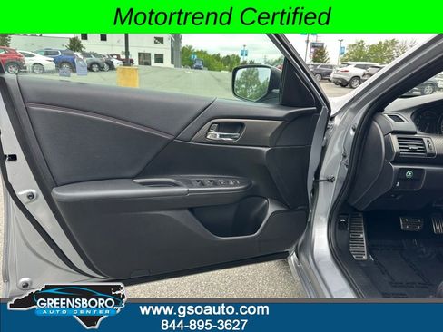 Used 2017 Honda Accord Sport Special Edition image 14