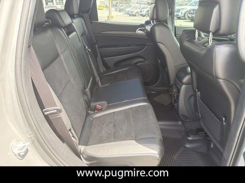 Used 2022 Jeep Grand Cherokee Laredo X RWD image 15