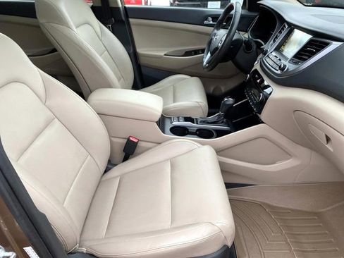 Used 2016 Hyundai Tucson Limited w/ Option Group 03 image 26