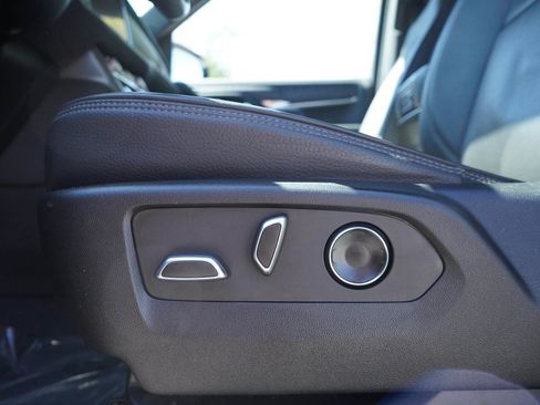 Used 2023 GMC Yukon Denali AWD/4WD image 22