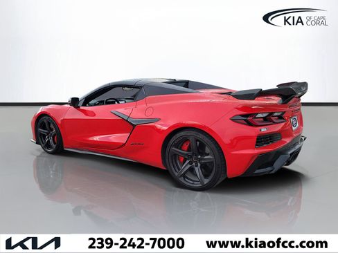 Used 2023 Chevrolet Corvette Z06 w/ Stealth Interior Trim Package RWD image 4